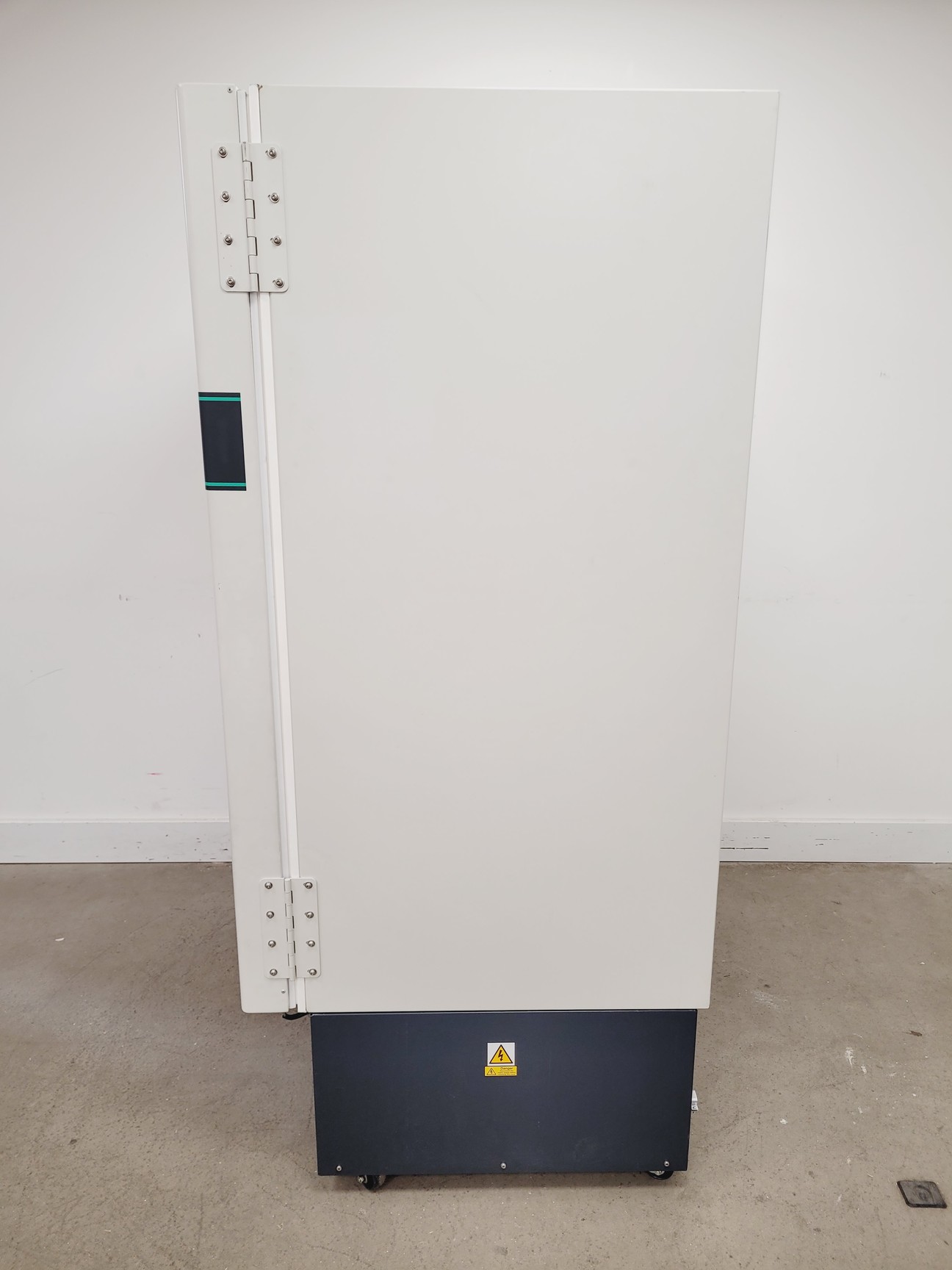 Image of New Brunswick Scientific U725 -86 G Ultra-Low Temperature Freezer Lab