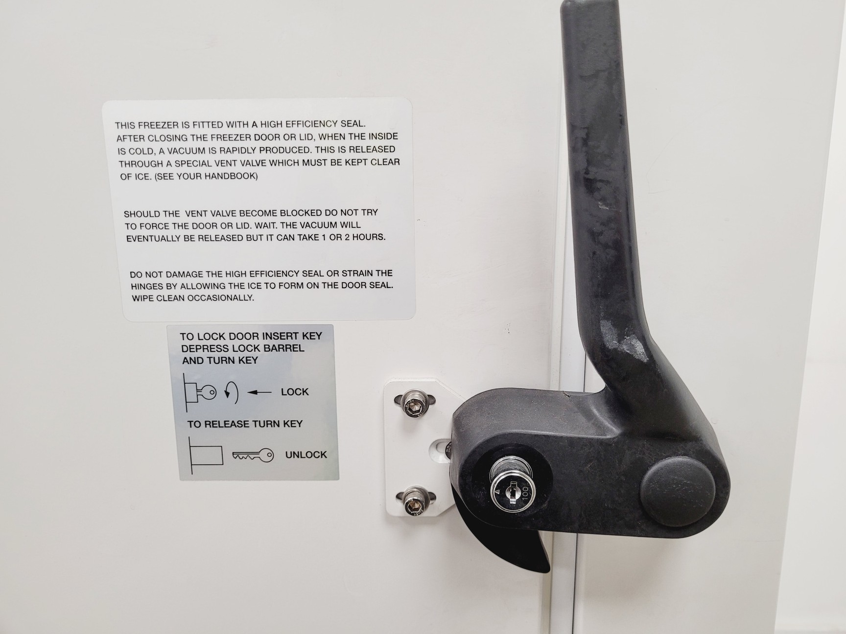 Image of New Brunswick Scientific U570 -86 HEF Ultra-Low Temperature Freezer Lab