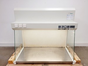 Image of Heraeus HERAguard HPH 12 Clean Bench Lab