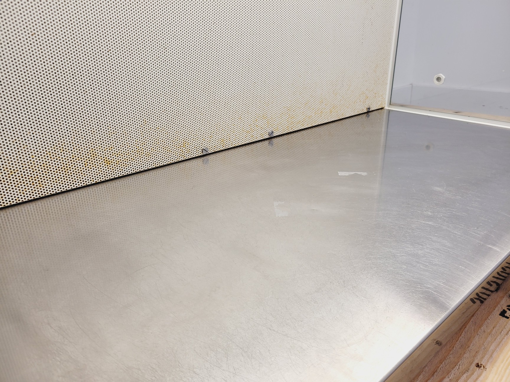 Image of Heraeus HERAguard HPH 12 Clean Bench Lab