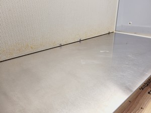 Thumbnail image of Heraeus HERAguard HPH 12 Clean Bench Lab
