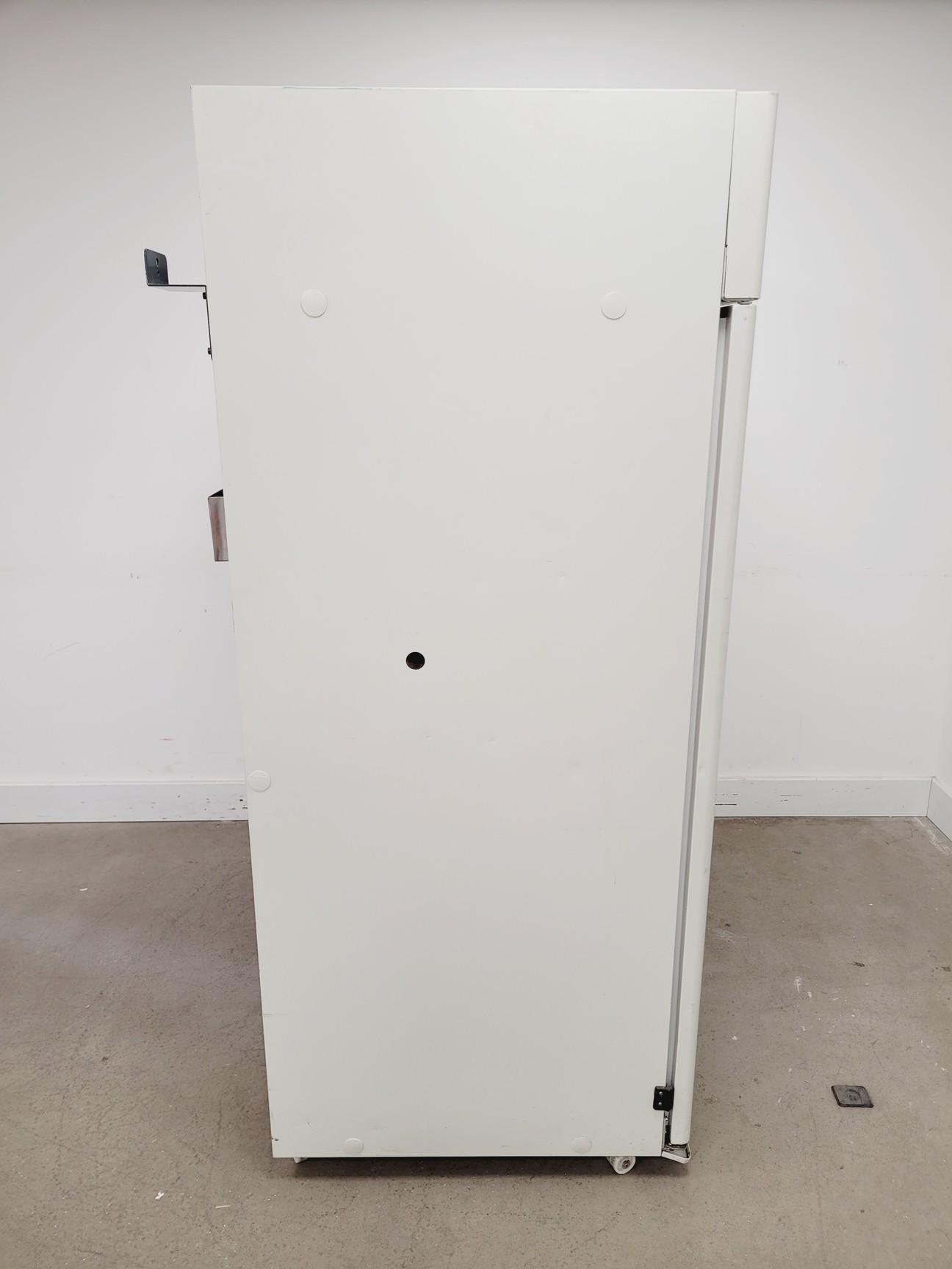 Image of Sanyo MPR-1410 Pharmaceutical Refrigerator -  Spares/Repair Lab