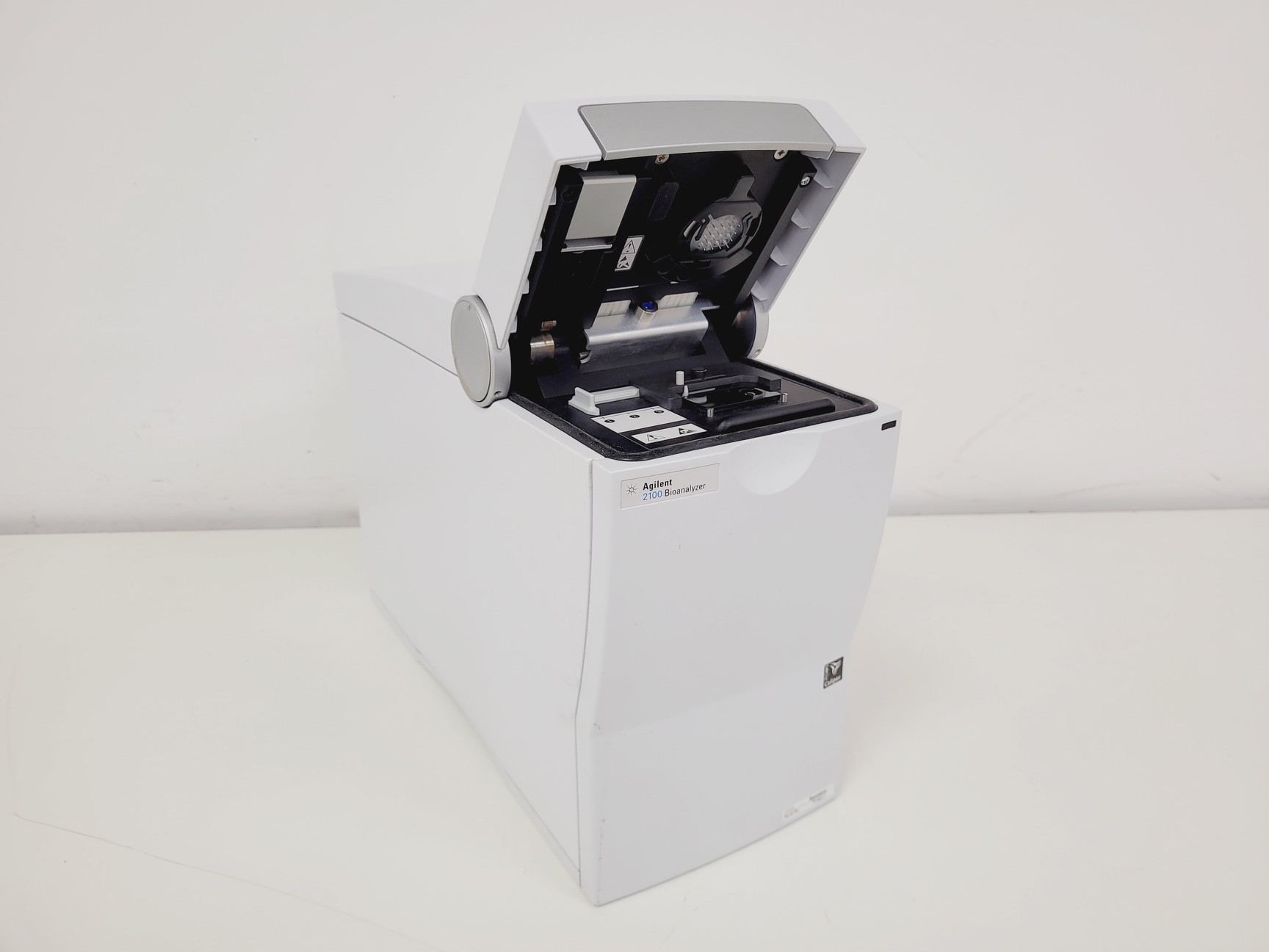 Image of Agilent 2100 G2939A Bioanalyzer System & DNA Chips Spares/Repair Lab