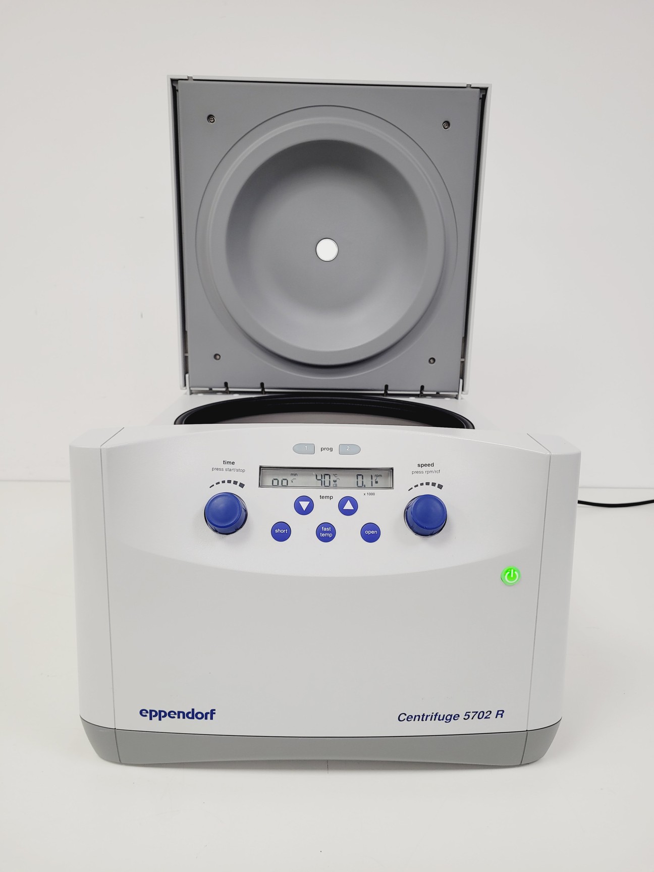 Image of Eppendorf Centrifuge 5702R Refrigerated Lab