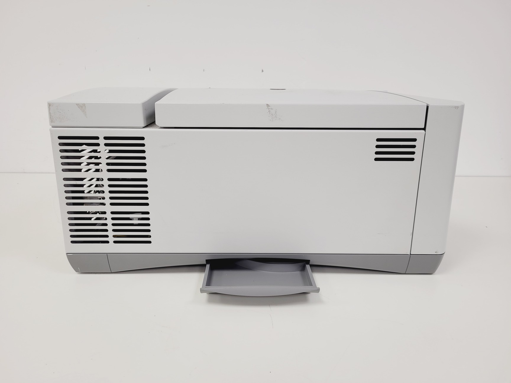 Image of Eppendorf Centrifuge 5702R Refrigerated Lab