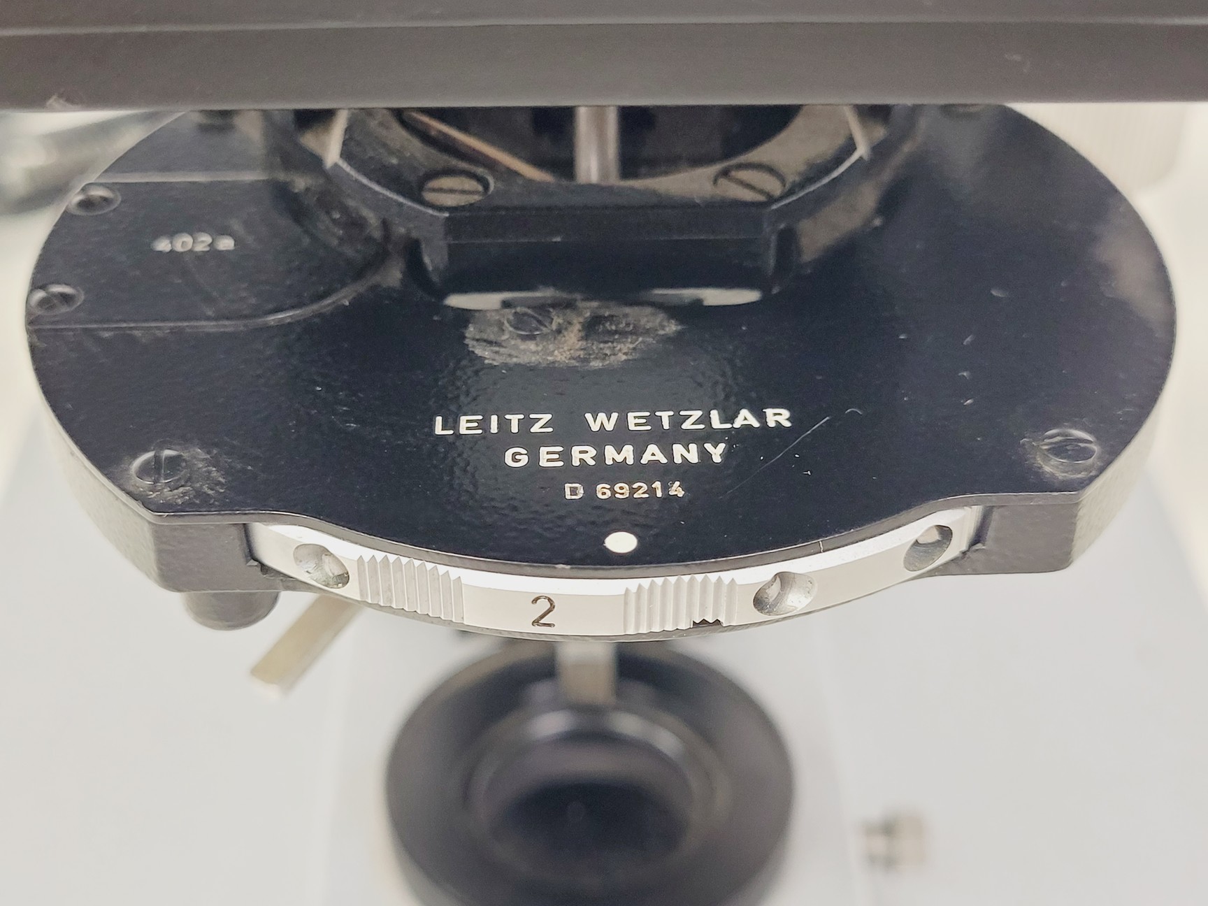 Image of Leitz Dialux Microscope w/ 3 x Objectives Phaco 40x, NPl 16x, Pl Apo Oel 100x