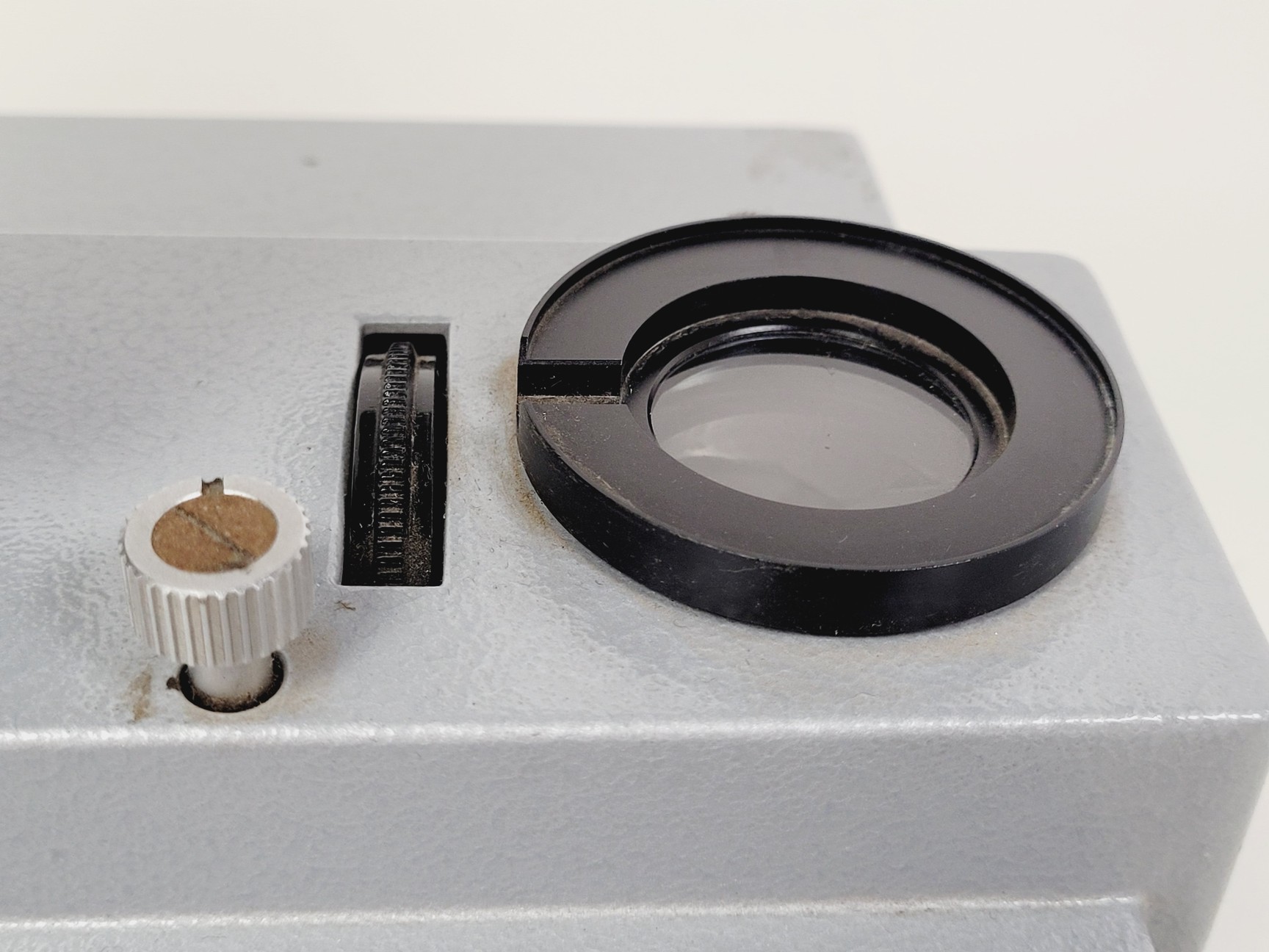 Image of Leitz Dialux Microscope w/ 3 x Objectives Phaco 40x, NPl 16x, Pl Apo Oel 100x