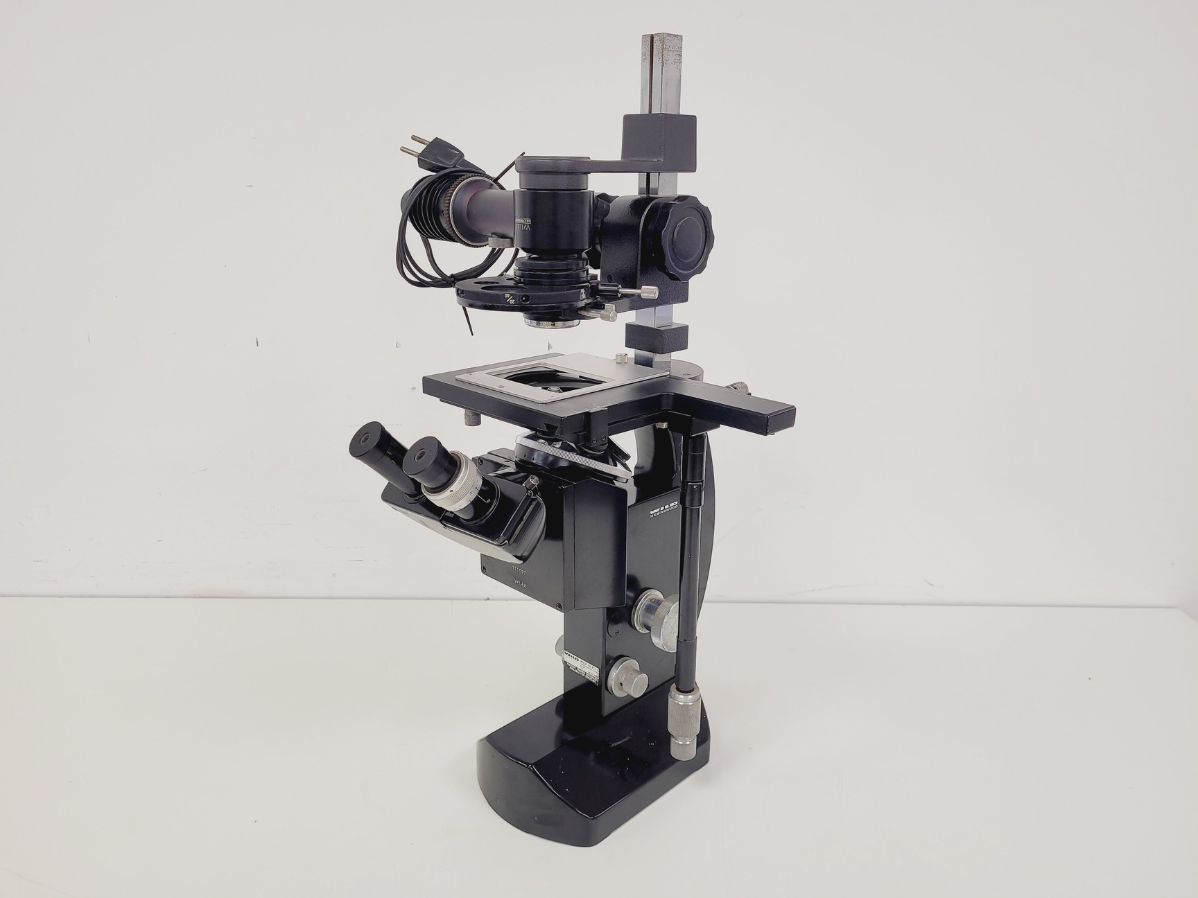 Image of Wild Heerbrugg M40 Inverted Microscope - Spares/Repair Lab