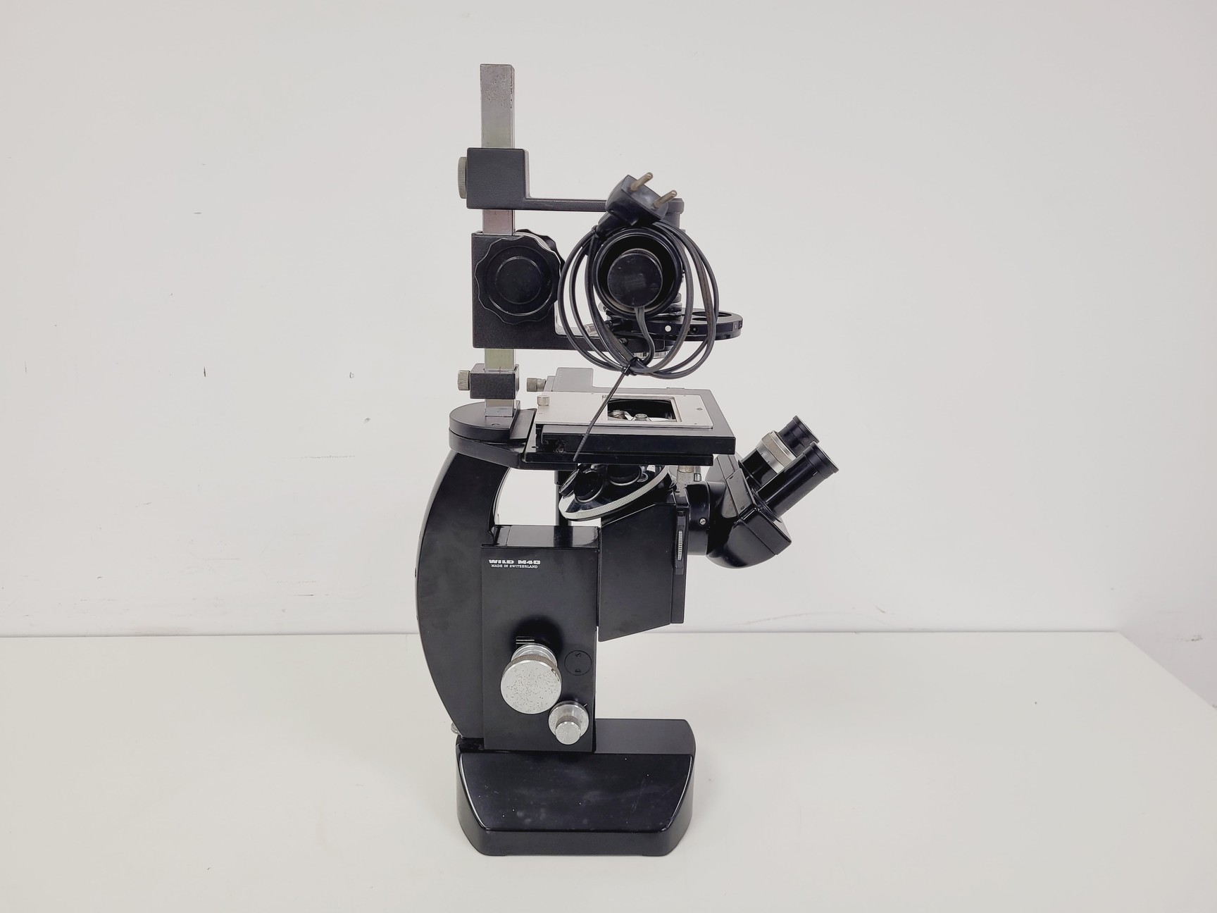 Image of Wild Heerbrugg M40 Inverted Microscope - Spares/Repair Lab