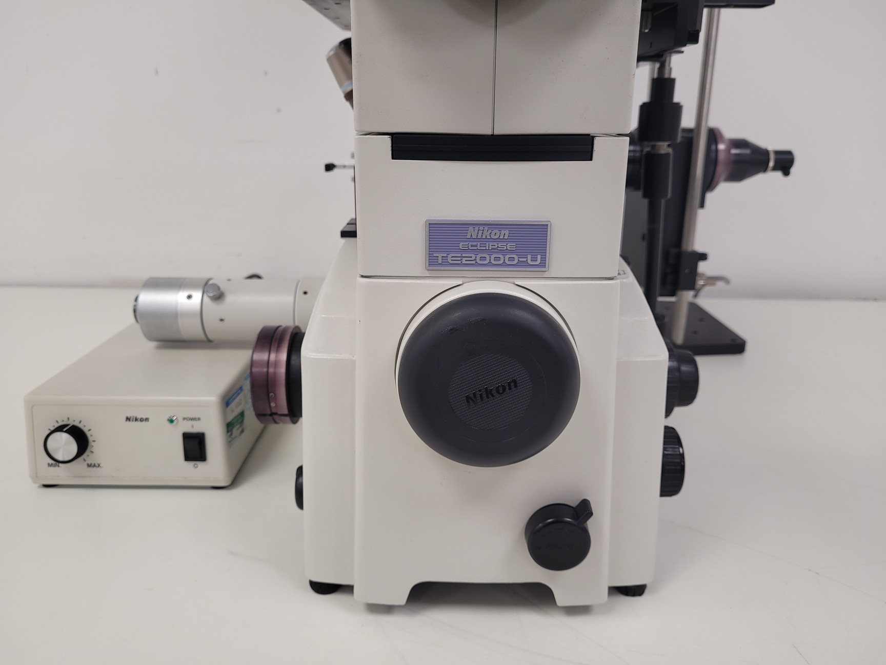 Image of Nikon Eclipse TE2000-U Microscope W/ 3 x Objectives and PSU
