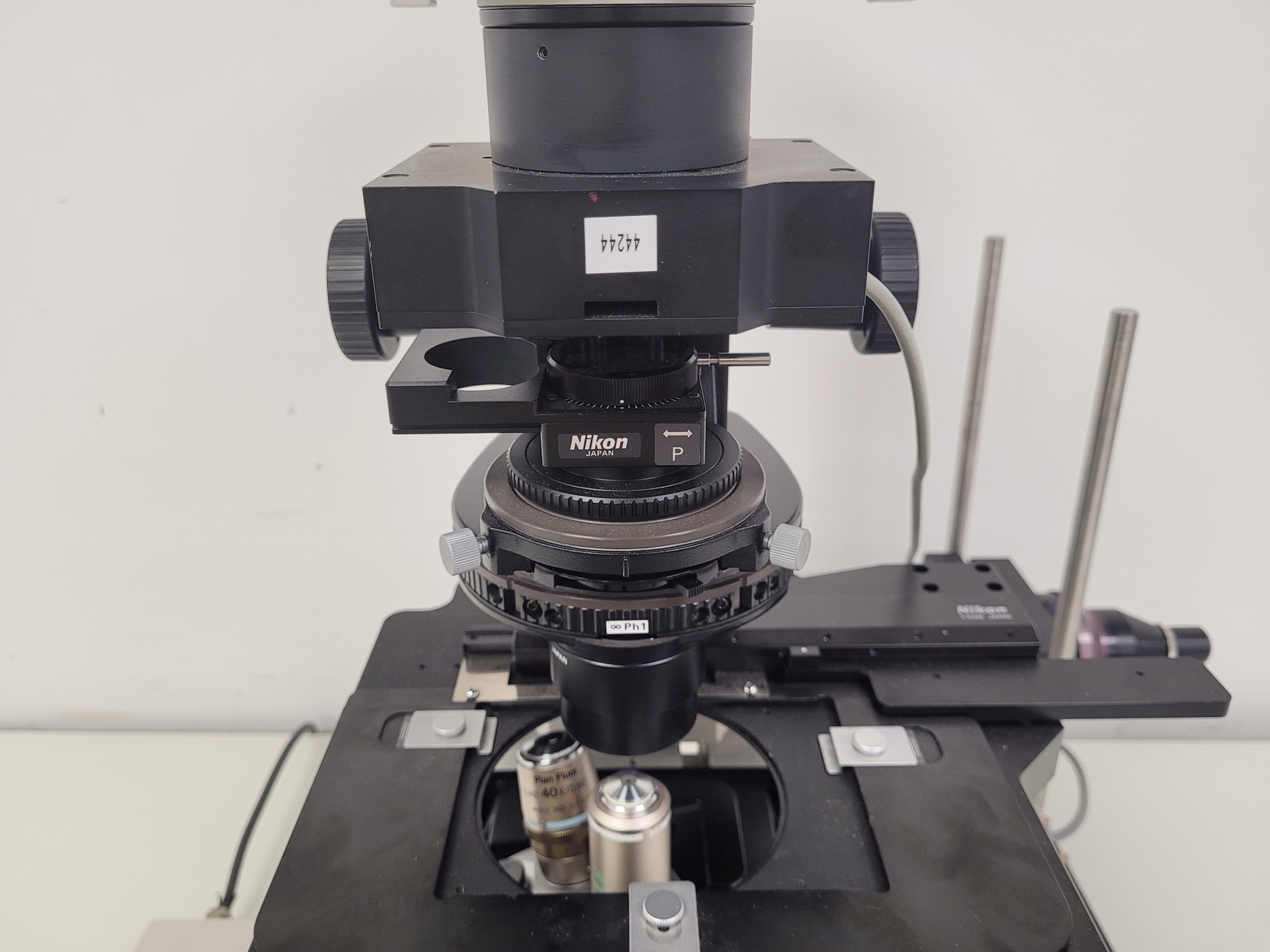 Image of Nikon Eclipse TE2000-U Microscope W/ 3 x Objectives and PSU