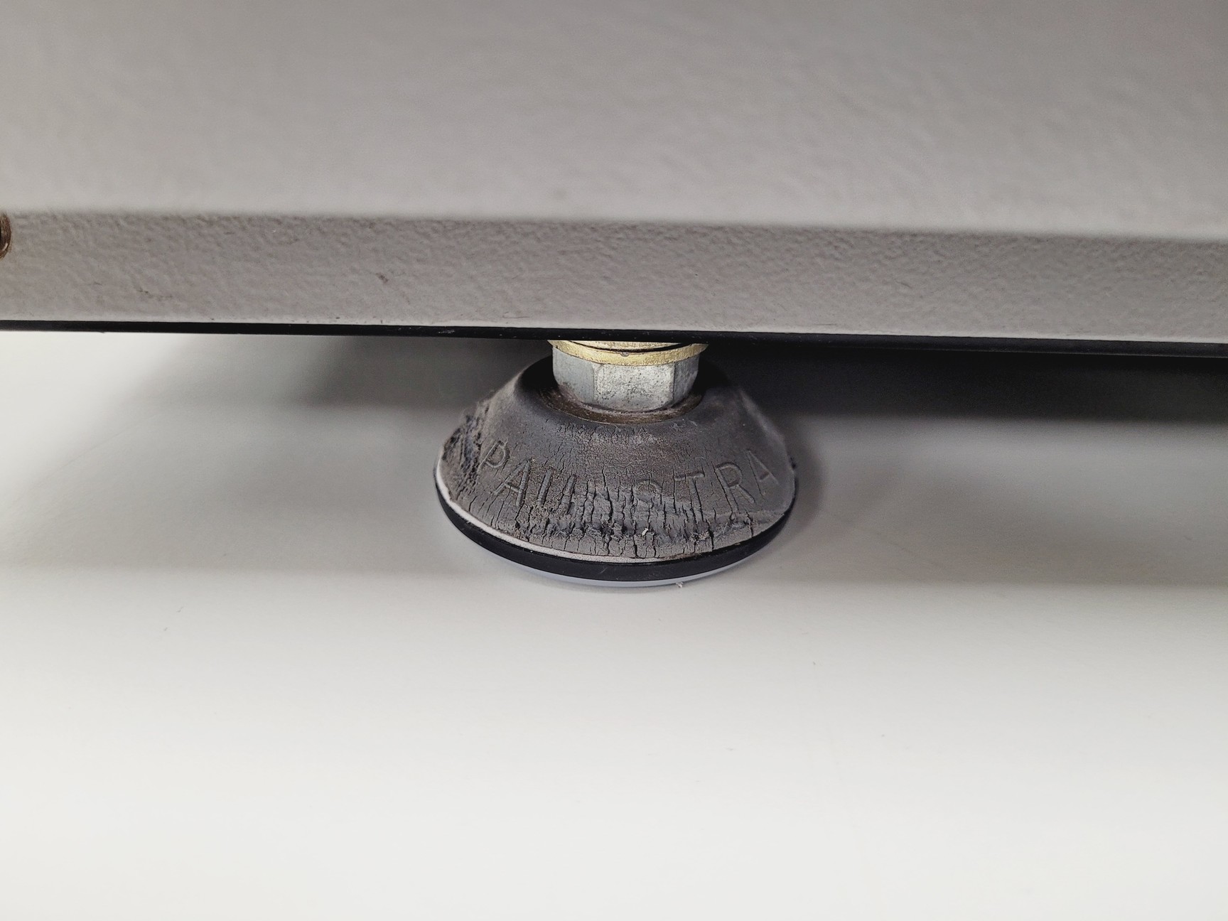 Image of Jouan CR3-22 Benchtop Centrifuge