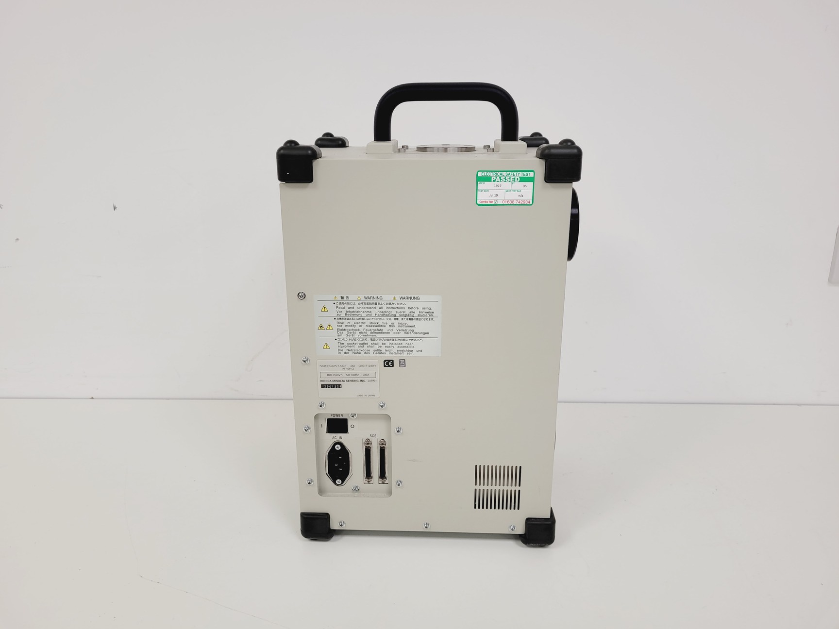 Image of Konica Minolta VI-910 Non-Contact 3D Digitiser Lab