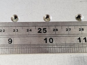 Thumbnail image of Melles Griot Anti-Vibration Isolation Optics Table