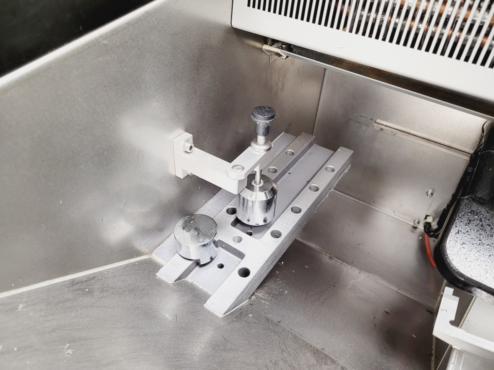 Image of Leica CM1900-1-1 Cryostat 