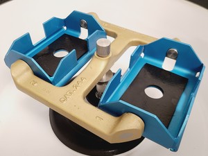 Thumbnail image of Thermo IEC Centra CL3 w/ 244 Swing-out Rotor & 2 x 50221 96-Well Plates Buckets 