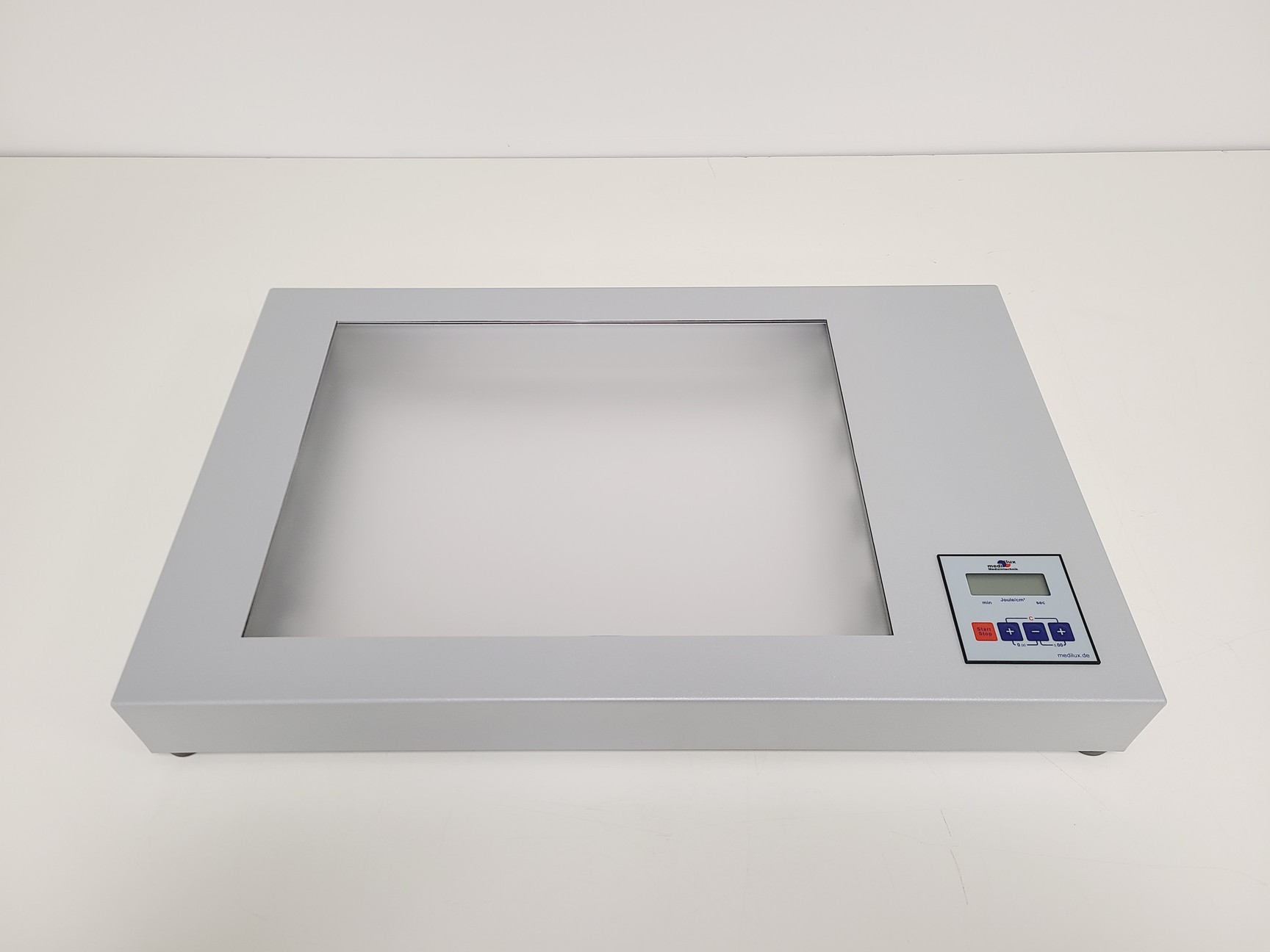 Image of Medilux UV 436 HF with 11x Spare Bulbs