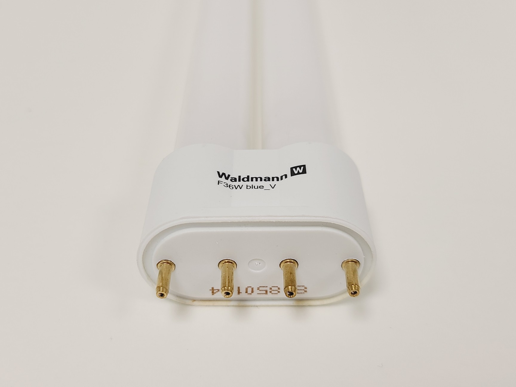 Image of Medilux UV 436 HF with 11x Spare Bulbs