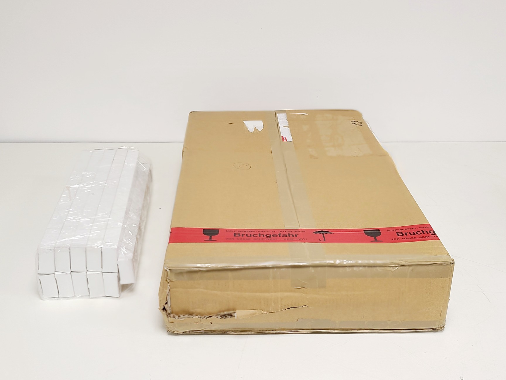 Image of Medilux UV 436 HF Irradiation Device with 11x Spare Bulbs (New)