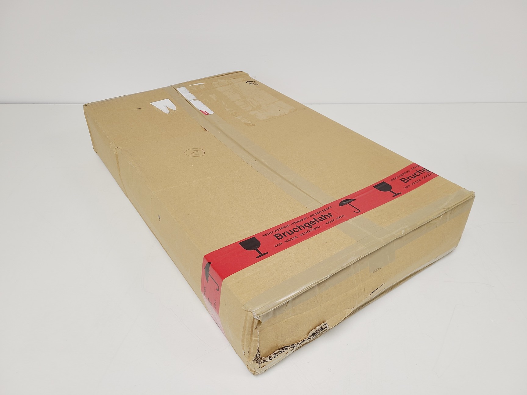 Image of Medilux UV 436 HF Irradiation Device with 11x Spare Bulbs (New)
