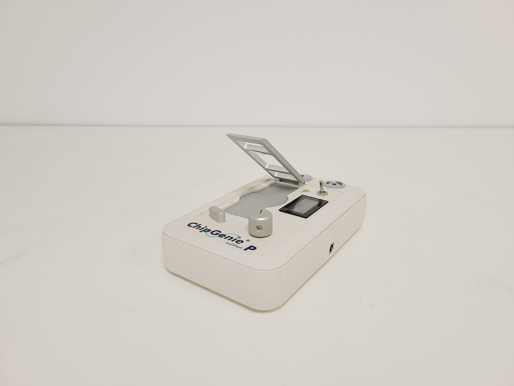 Image of Microfluidic Setup W/ Ametek Phantom Miro C110, Nemesys Base/Pumps & ChipGenie