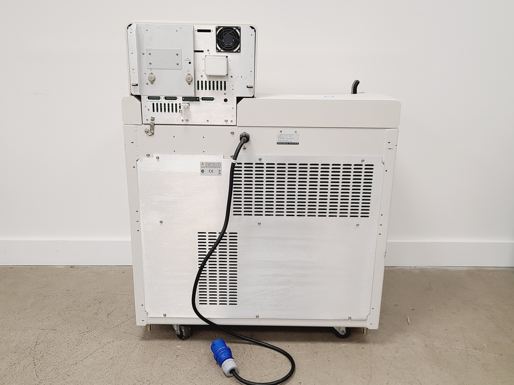 Image of Beckman Coulter Optima L-90K Ultracentrifuge Lab