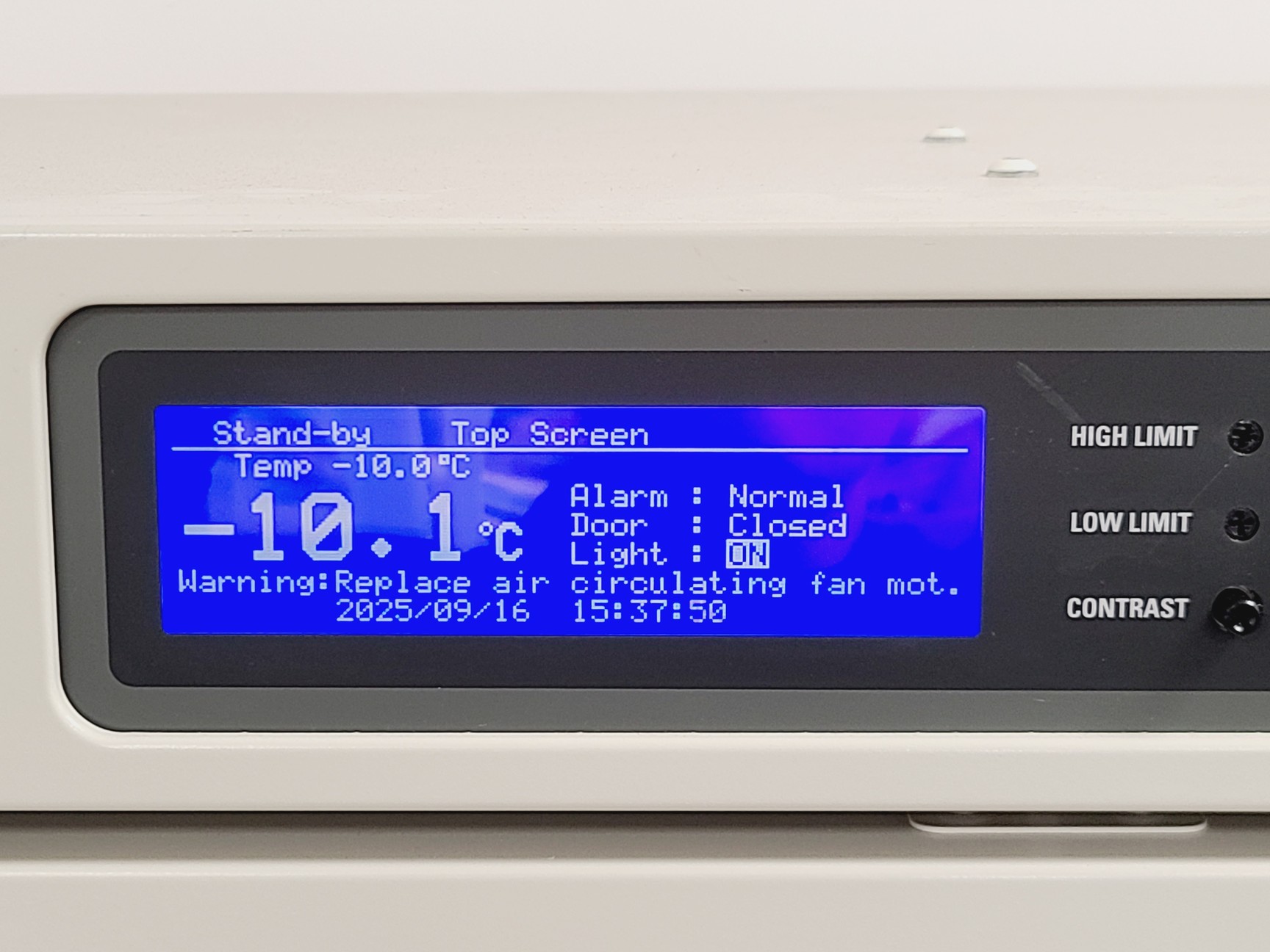 Image of Sanyo MIR-254 Cooled Incubator Lab