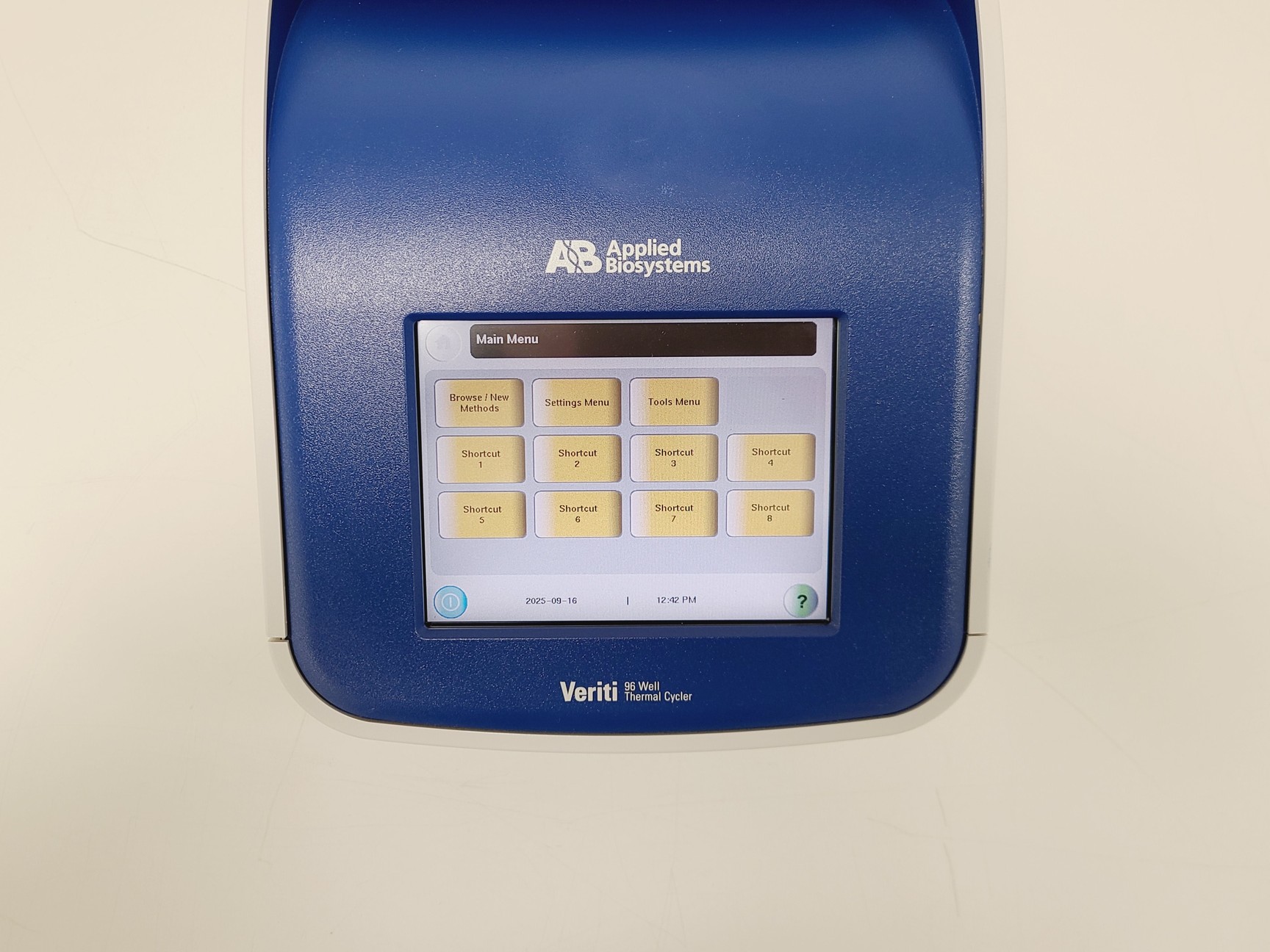 Image of Applied Biosystems Veriti 96 Well Thermal Cycler