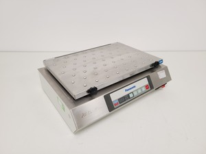 Image of Panasonic Orbital Shaker - MIR-S100-PE Lab
