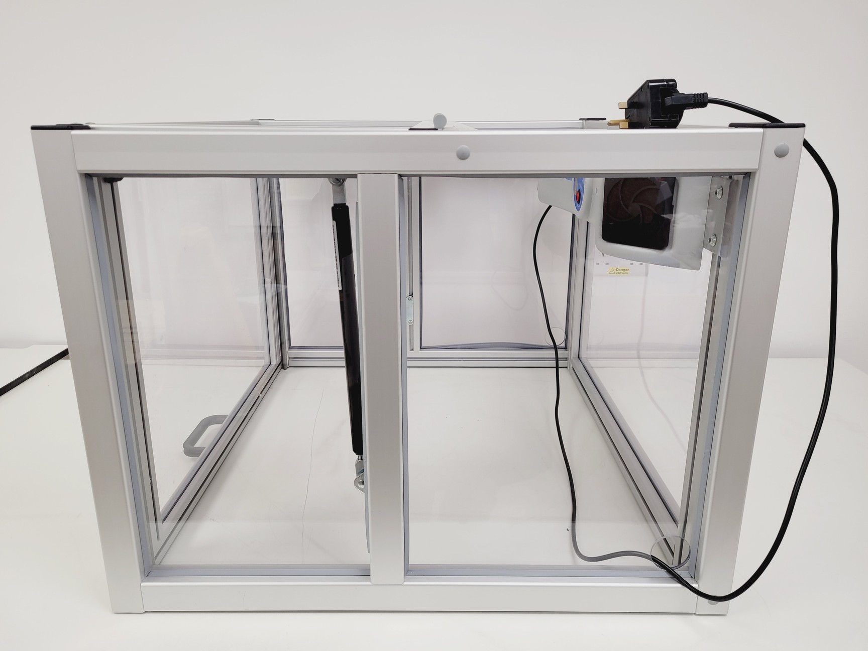 Image of BioNex Nanodrop W/ NS-2 Stage & UVR-M Chamber System Lab