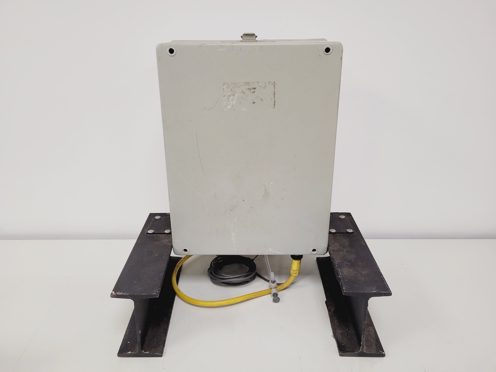 Image of Particle Measuring Systems PMS Liquilaz-E20-WN-HF W/ Enclosure