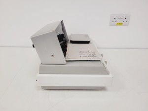 Thumbnail image of Cecil CE 393 Digital Grating Spectrophotometer