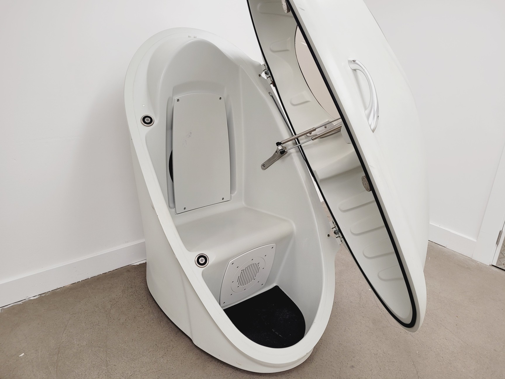 Image of Life Measurement Inc. Bod Pod Body Composition Tracking System 2002A