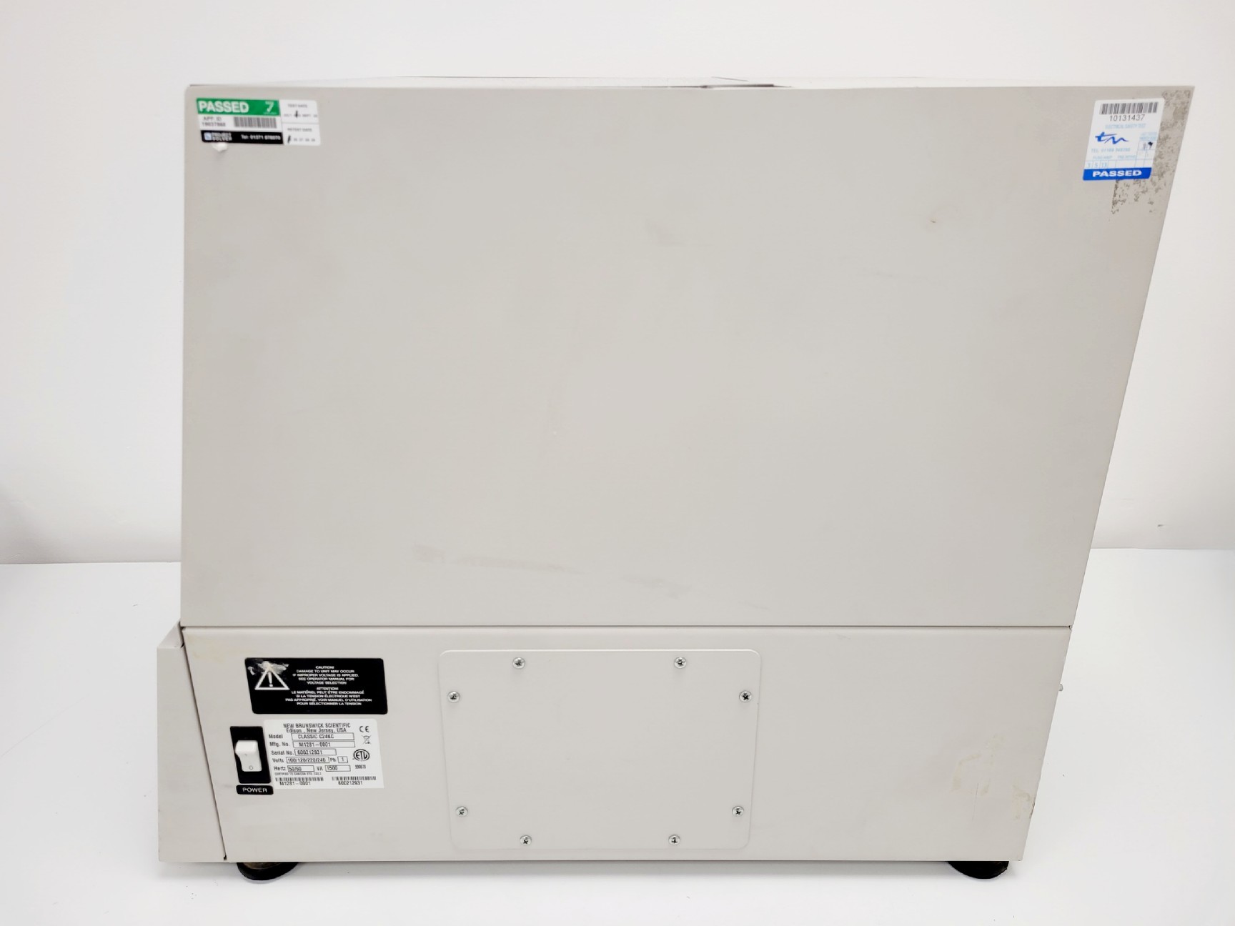 Image of New Brunswick Scientific C24KC Refrigerated Shaking Incubator S/R Lab