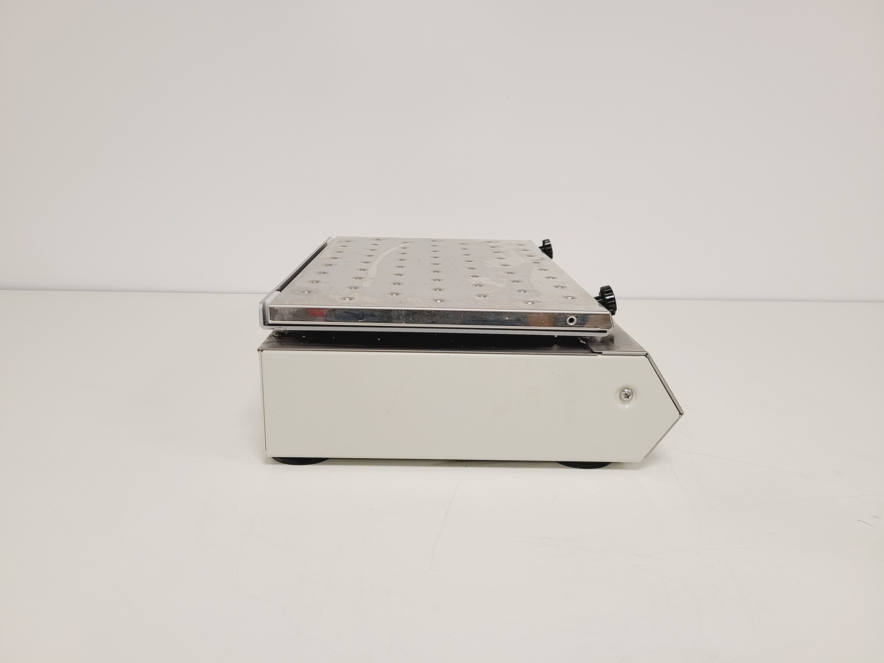 Image of Sanyo Orbital Shaker MIR-S100 Lab
