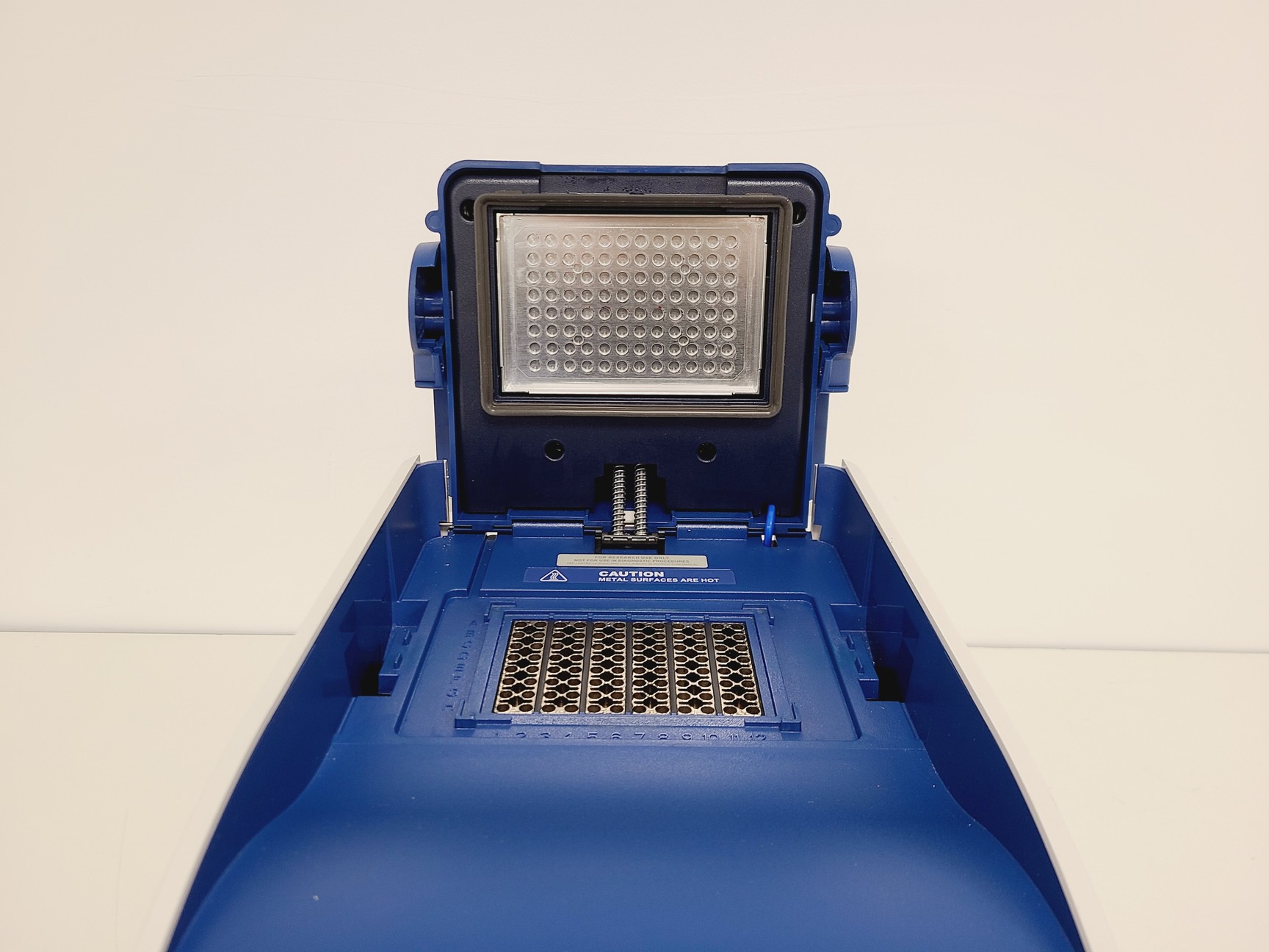 Image of Applied Biosystems Veriti 96 Well Thermal Cycler