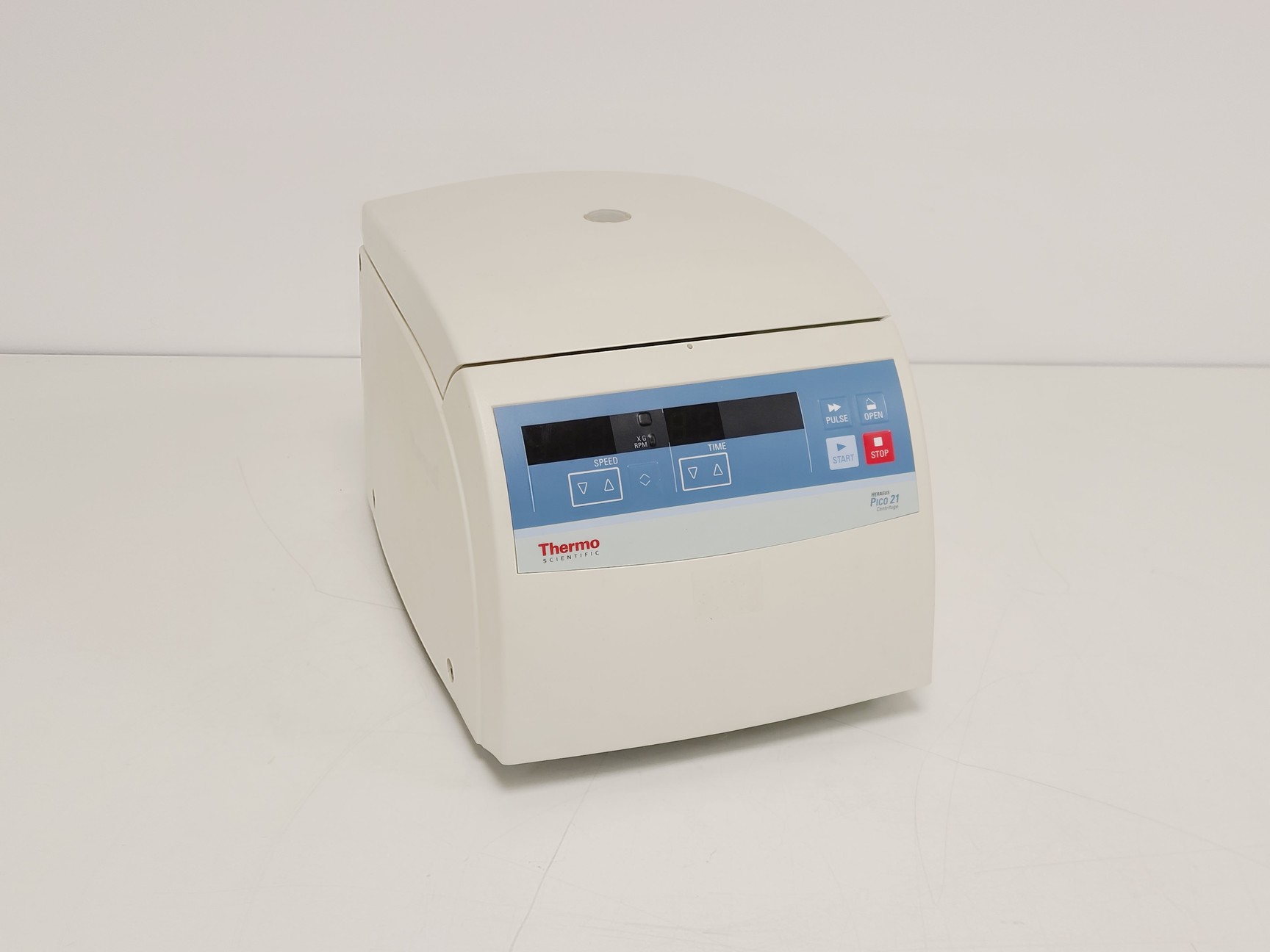 Image of Thermo Fisher Heraeus Pico 21 Centrifuge w/ 75003424 Rotor Lab