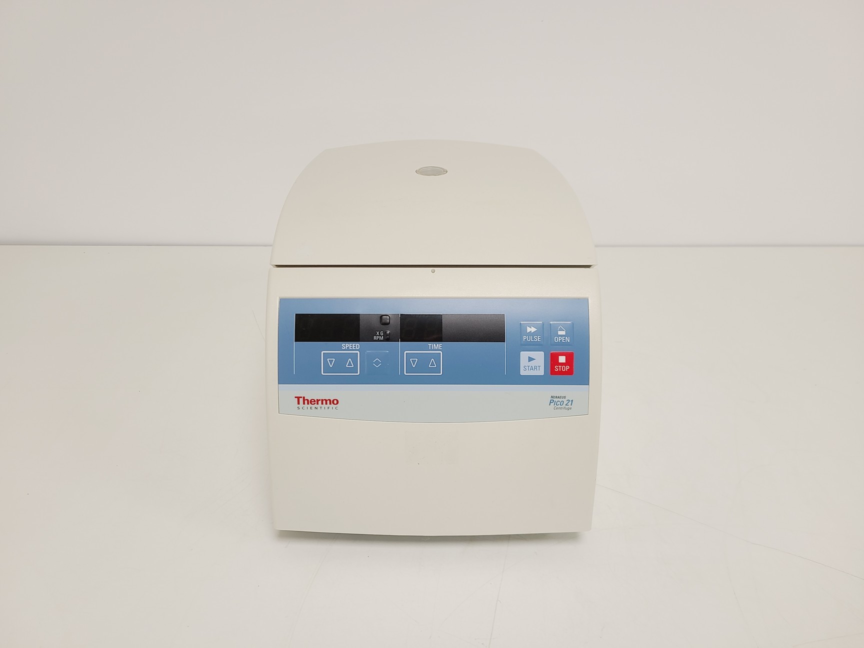 Image of Thermo Fisher Heraeus Pico 21 Centrifuge w/ 75003424 Rotor Lab