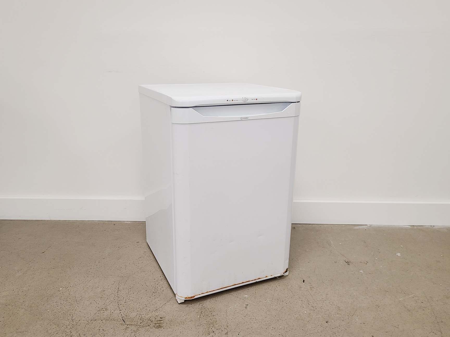 Image of Indesit TZA 1 White Freezer Lab