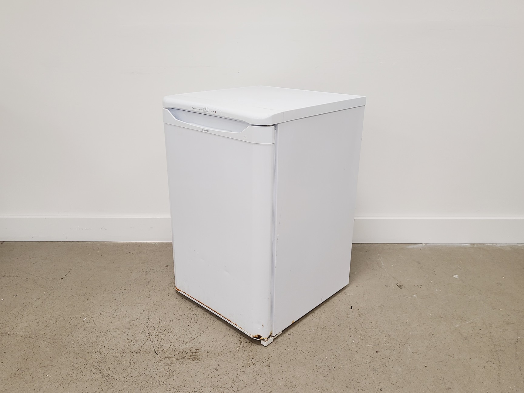 Image of Indesit TZA 1 White Freezer Lab