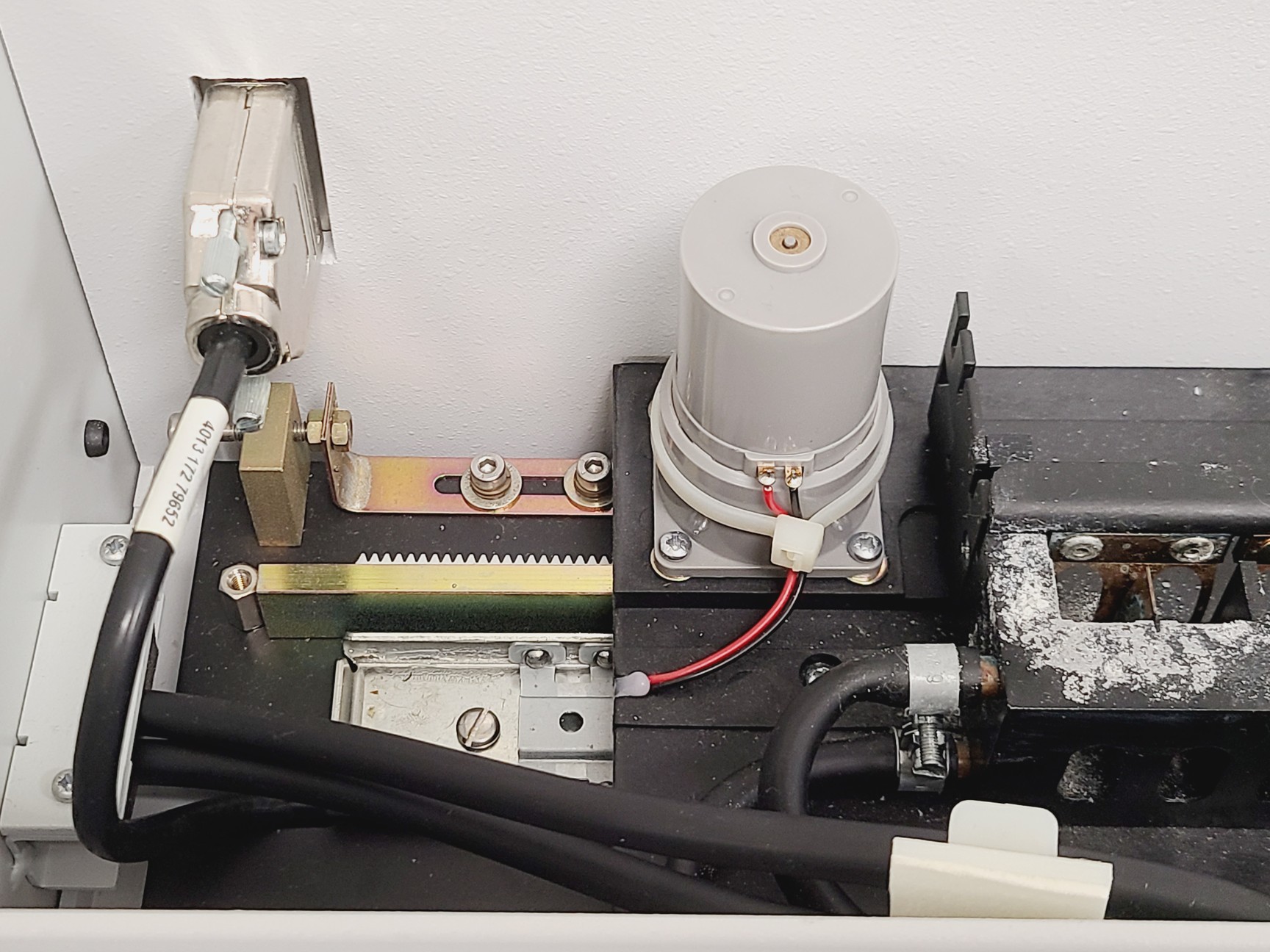 Image of Thermo Electron Corporation Evolution 500 BB UV-Visible Spectrophotometer