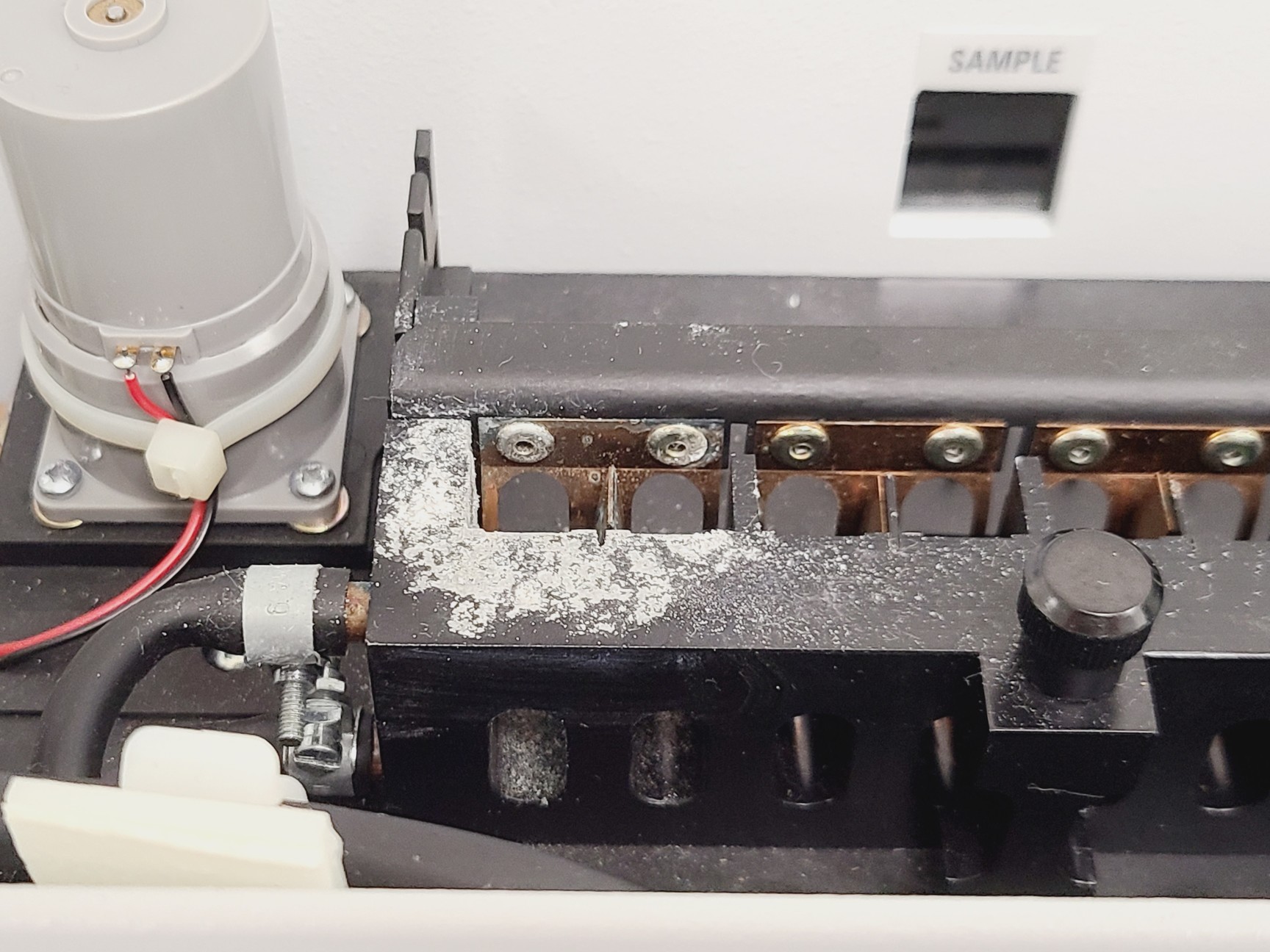 Image of Thermo Electron Corporation Evolution 500 BB UV-Visible Spectrophotometer