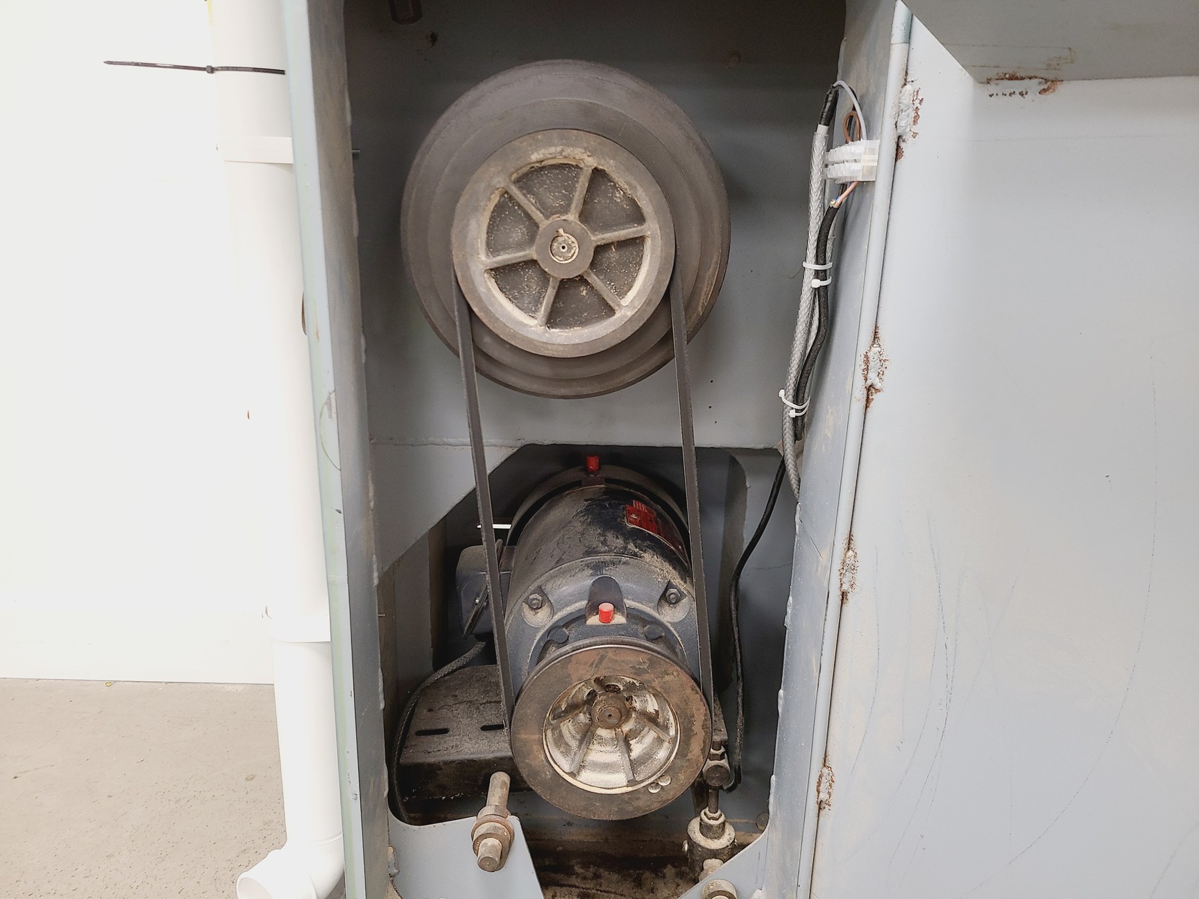 Image of STARTRITE 18-T-5 Vertical Band Saw