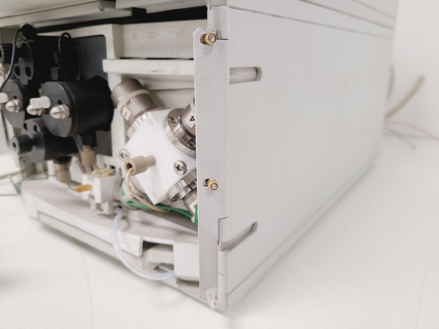 Image of Dionex GP50 Gradient Pump w/ Accessories Lab