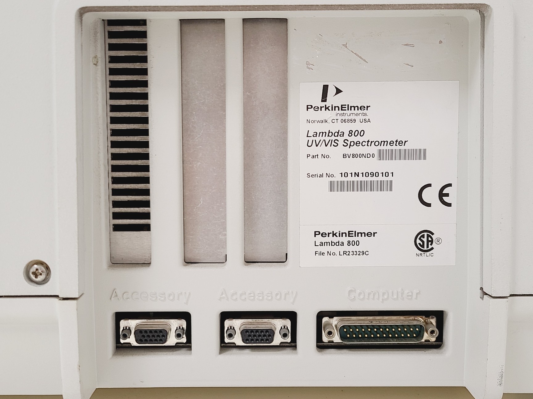 Image of Perkin Elmer Lambda 800 UV/VIS Spectrophotometer