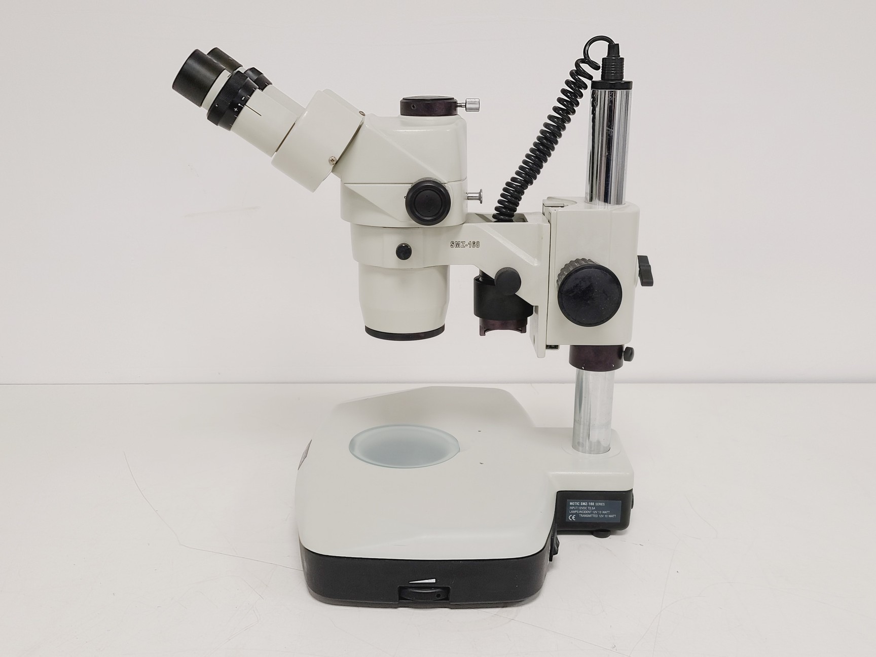 Image of Motic SMZ-168 Stereo Microscope w/ Spare Incident Illumination Light