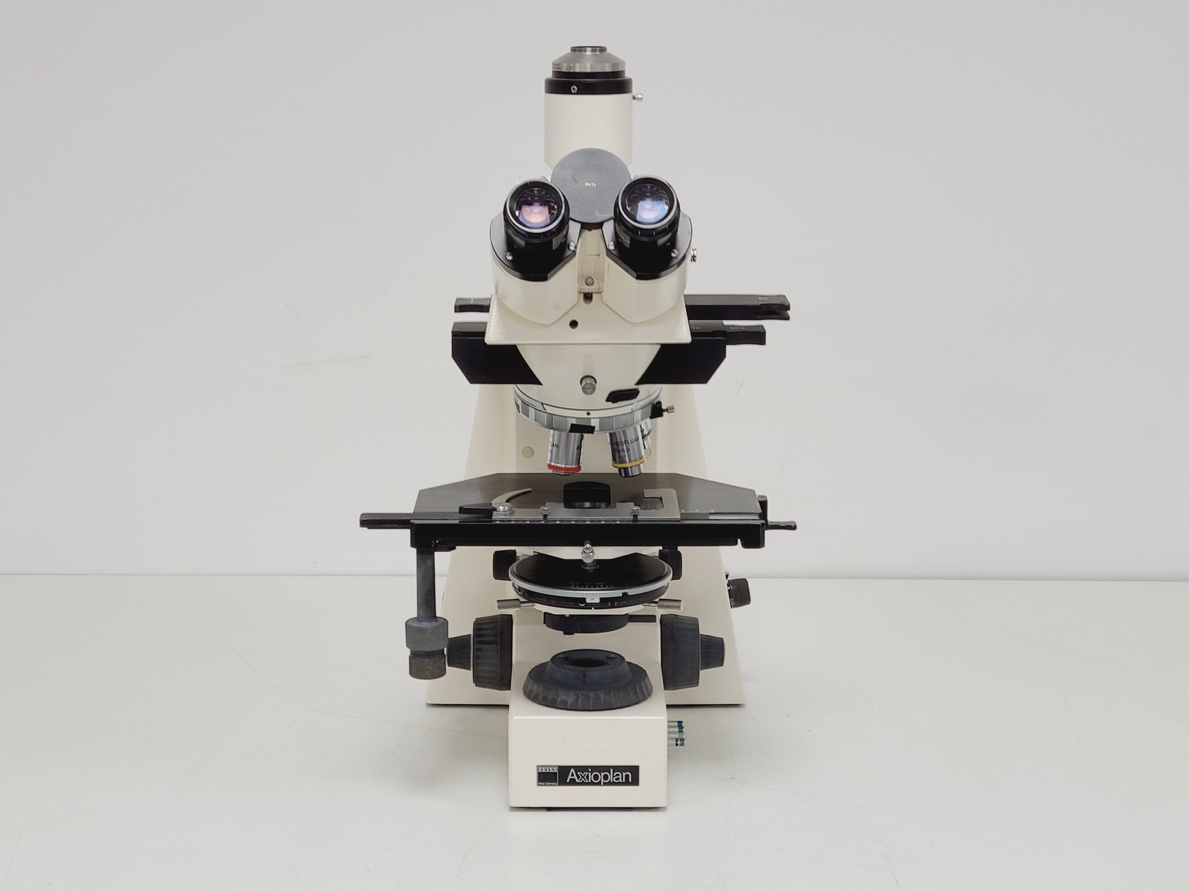 Image of Carl Zeiss Axioplan Microscope