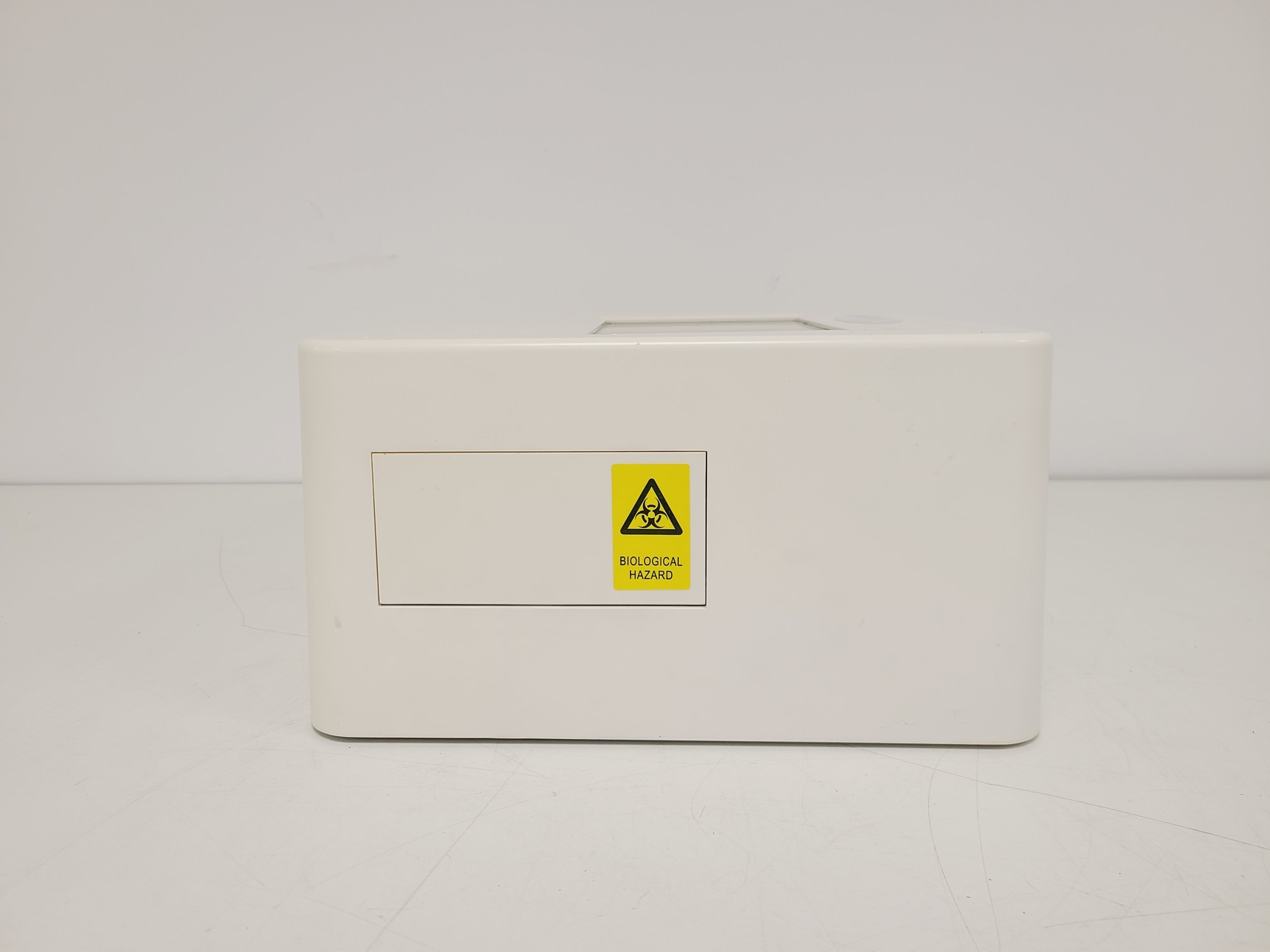 Image of Abbexa Smart Microplate Reader abx700009 Lab