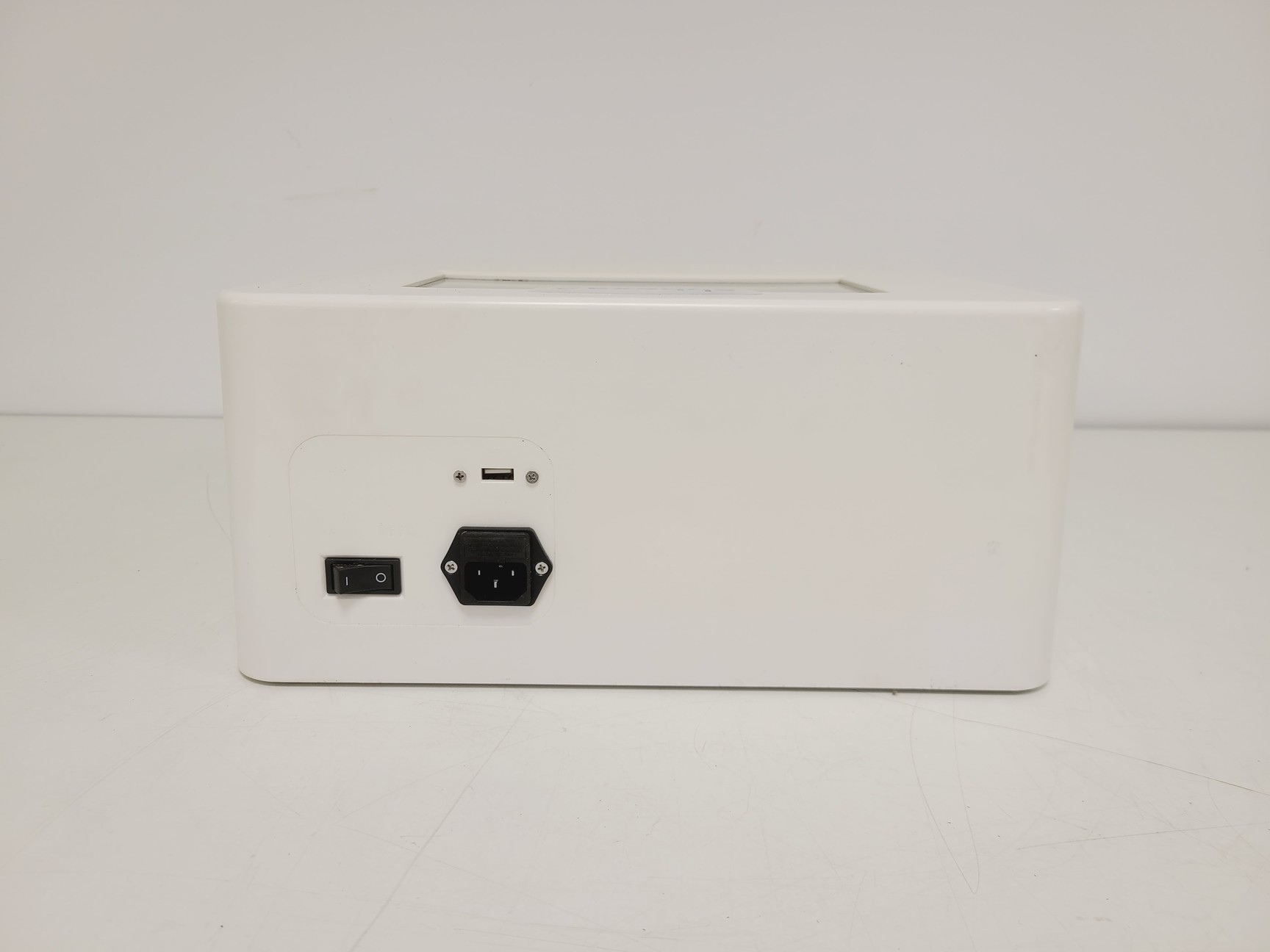 Image of Abbexa Smart Microplate Reader abx700009 Lab