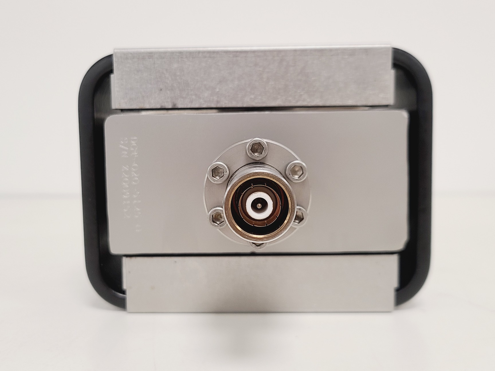 Image of ZEISS Ion Getter Pump - Ultra-High Vacuum Pump for FIB-SEM